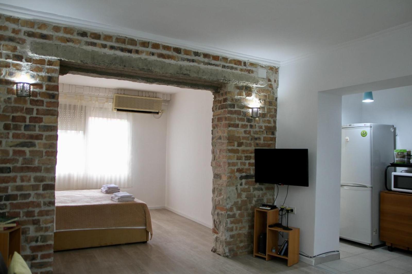 Lift Apartment *